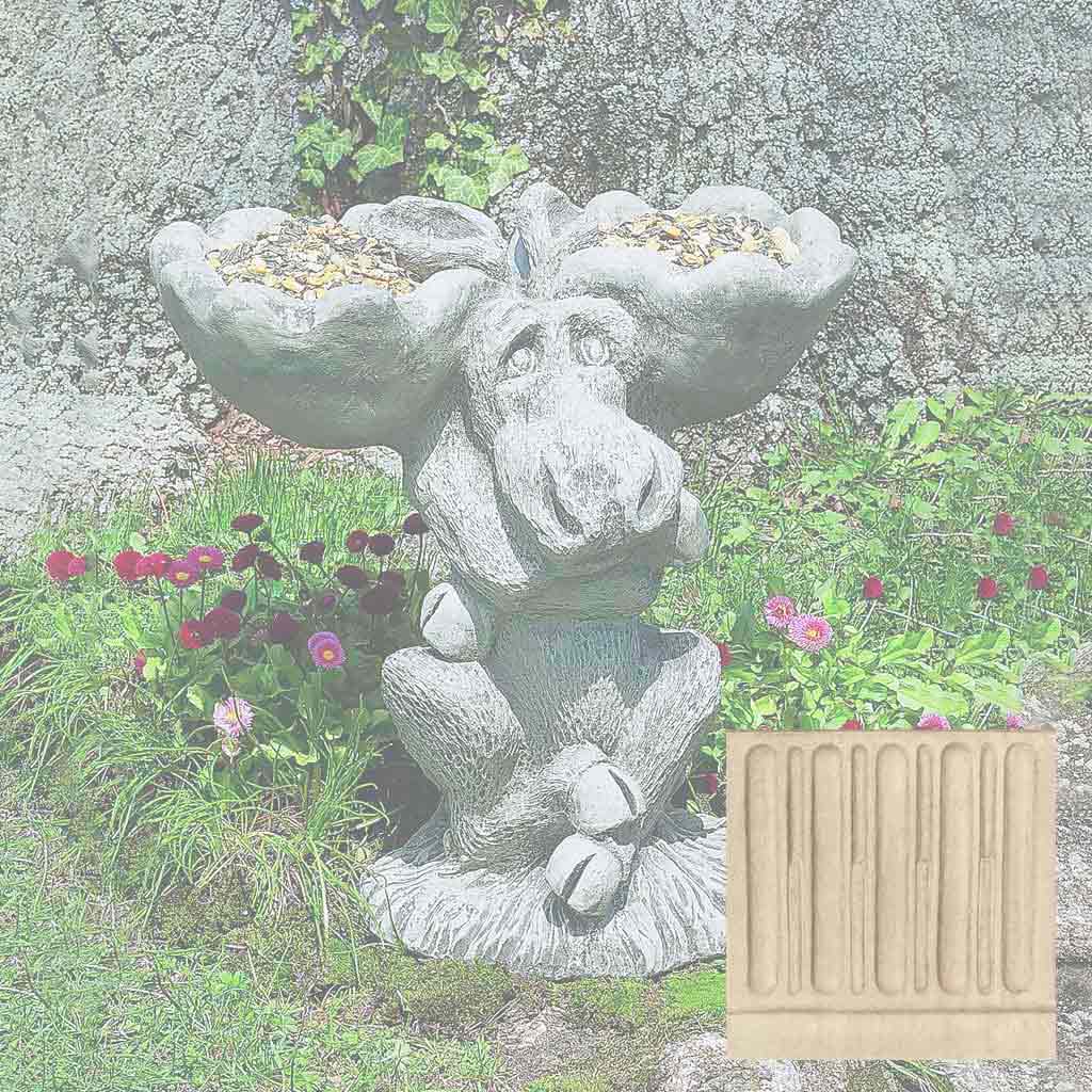 Moose Birdbath/Feeder
