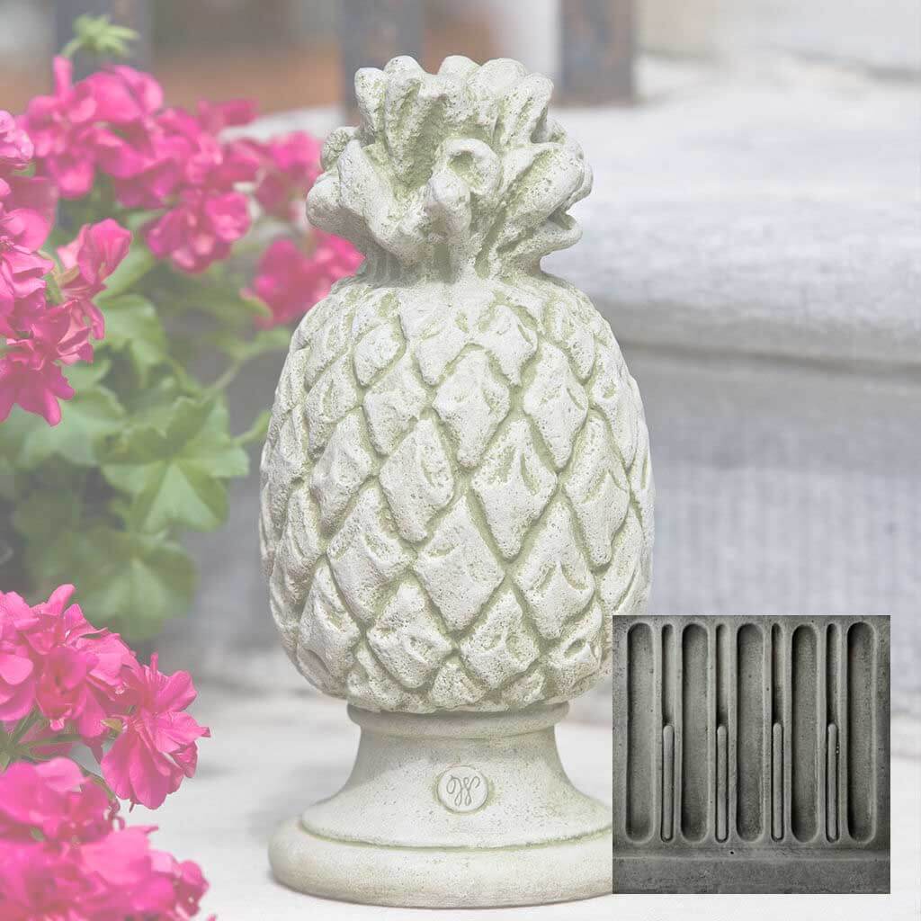 Williamsburg Pineapple Finial