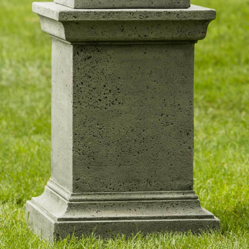 Pedestals, Pot Risers & Saucers