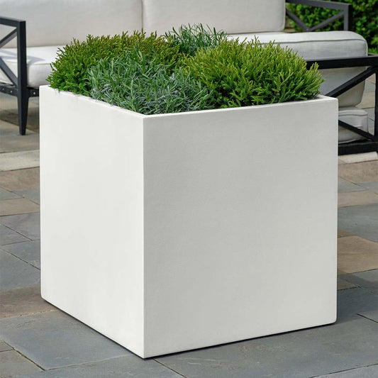 Farnley Planter 2828 - Chalk Lite