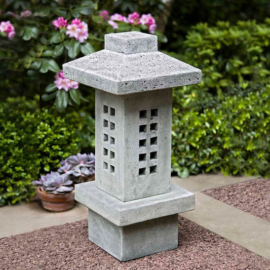 Naka Lantern