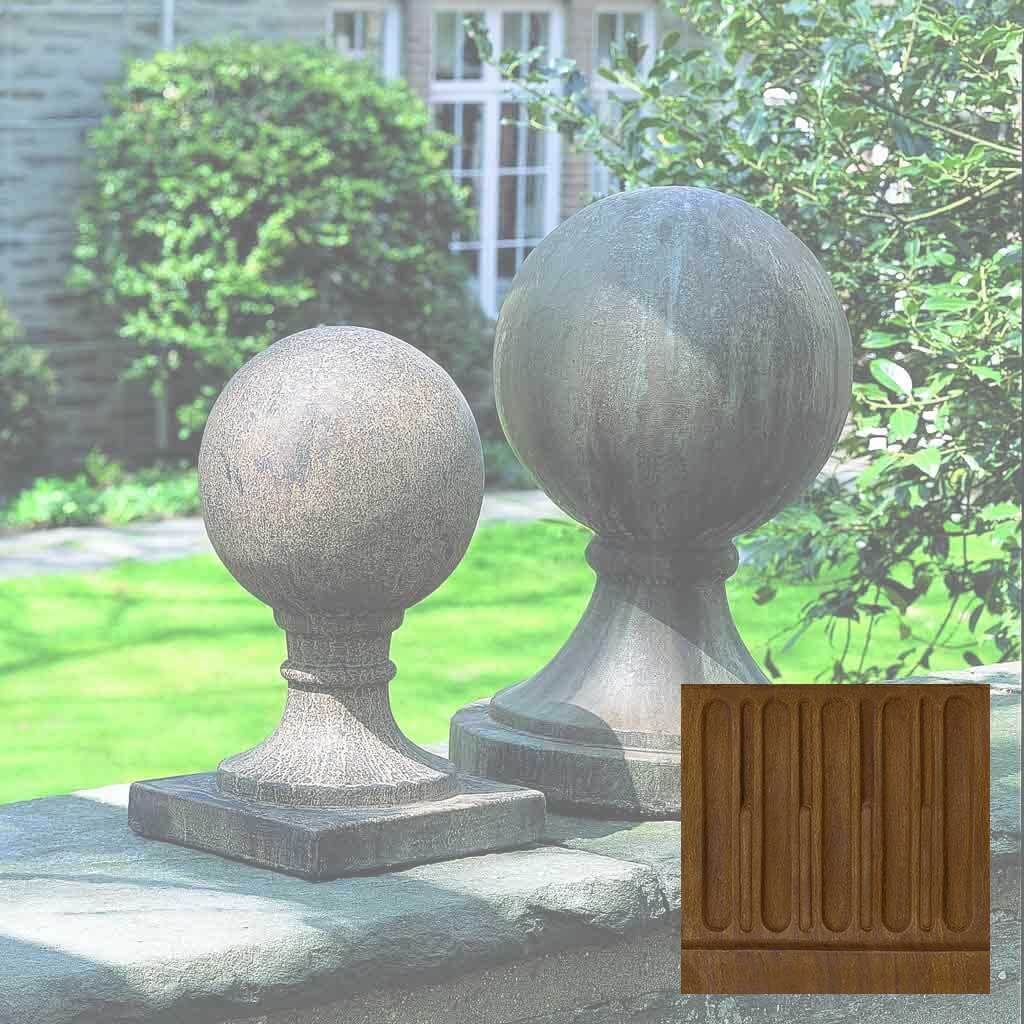 Sphere Square Base, Small